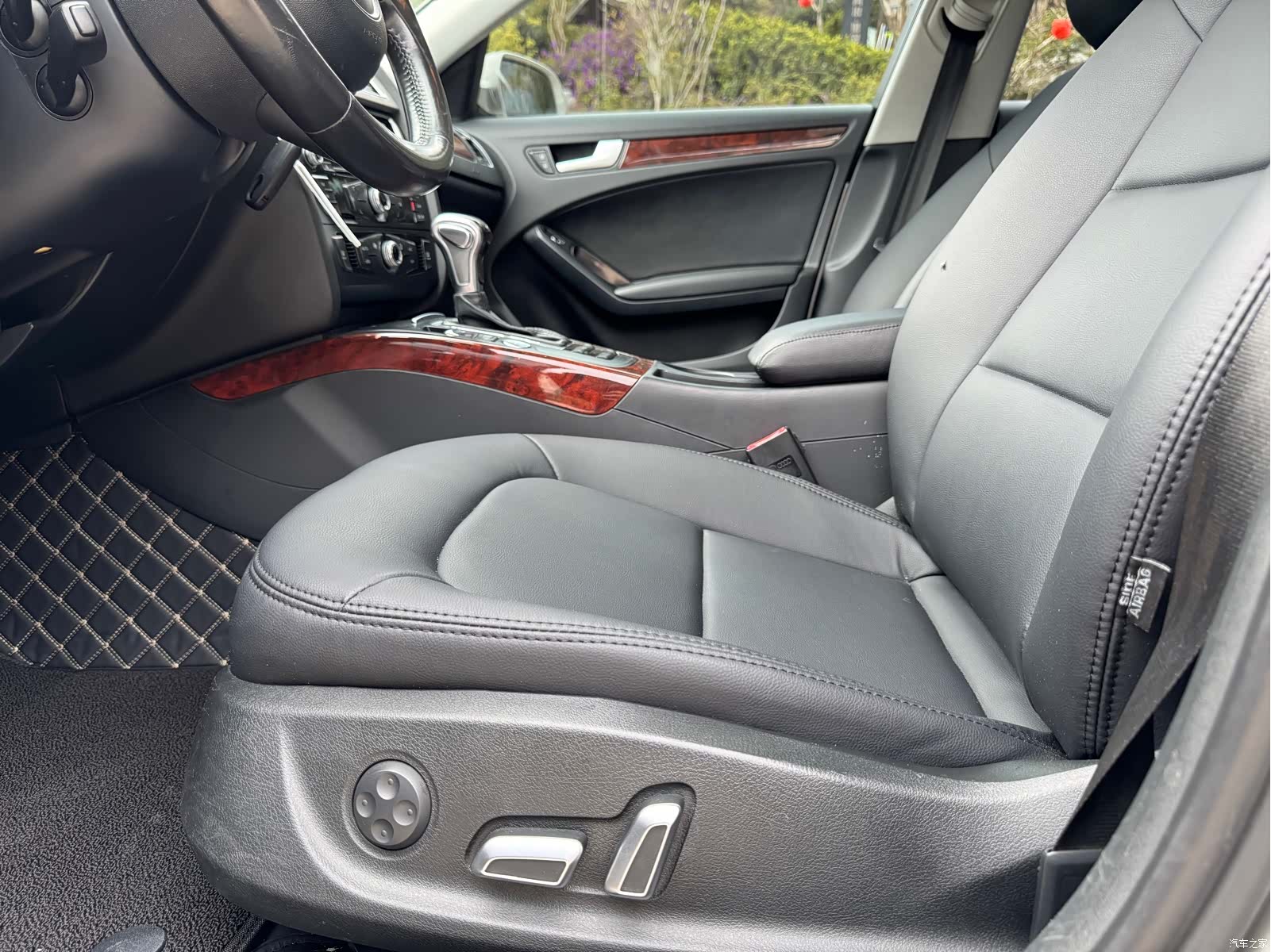 Audi A4L, 2015 14
