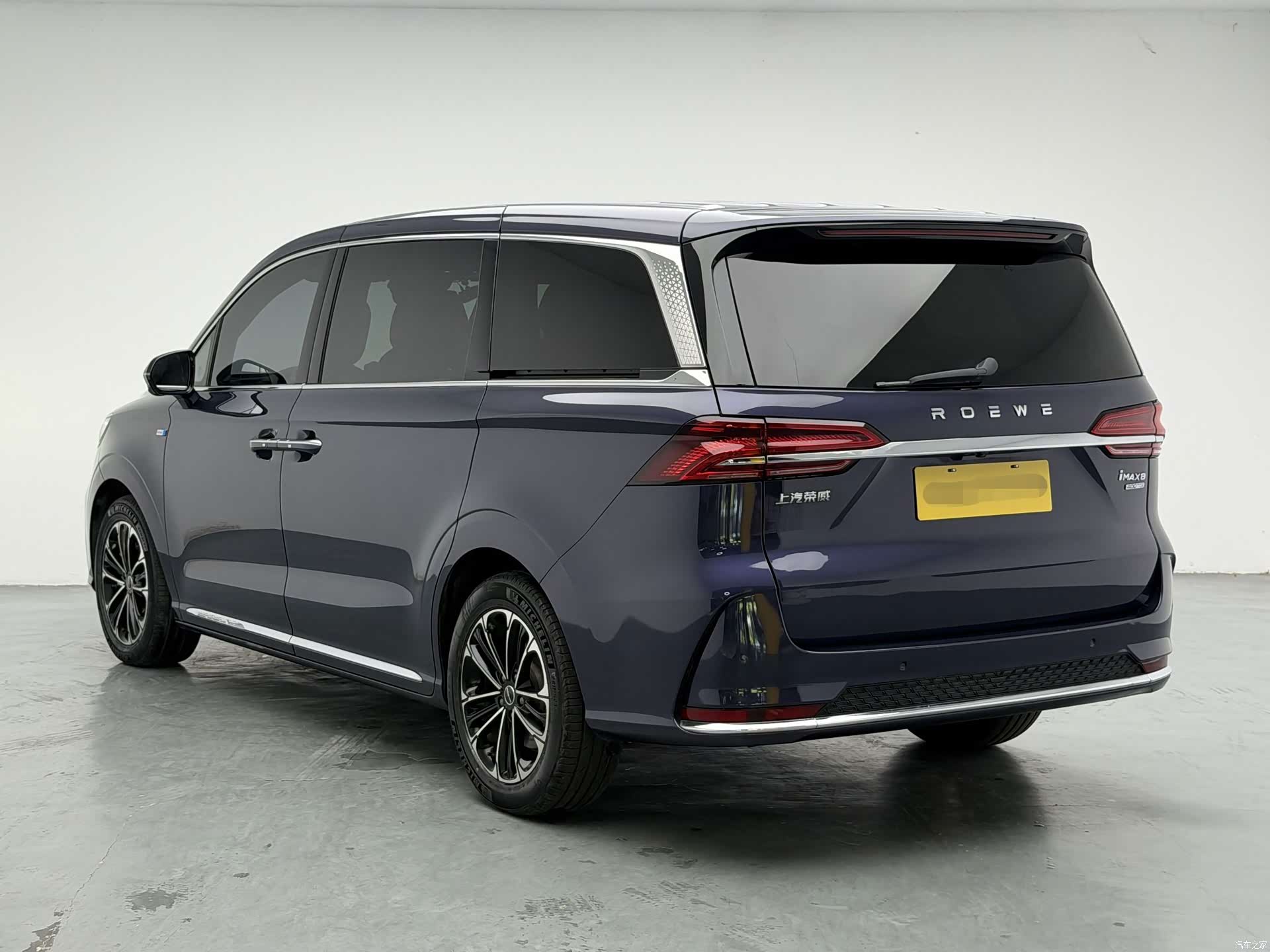 Roewe iMAX8, 2022 6