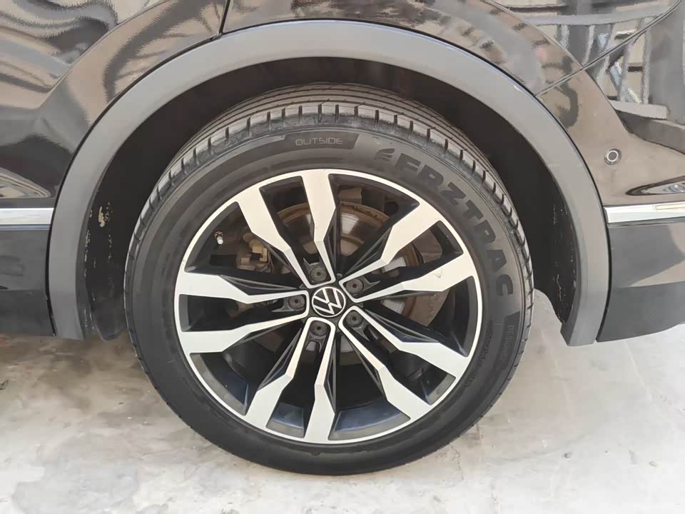 Volkswagen Tiguan L Volkswagen Tiguan L