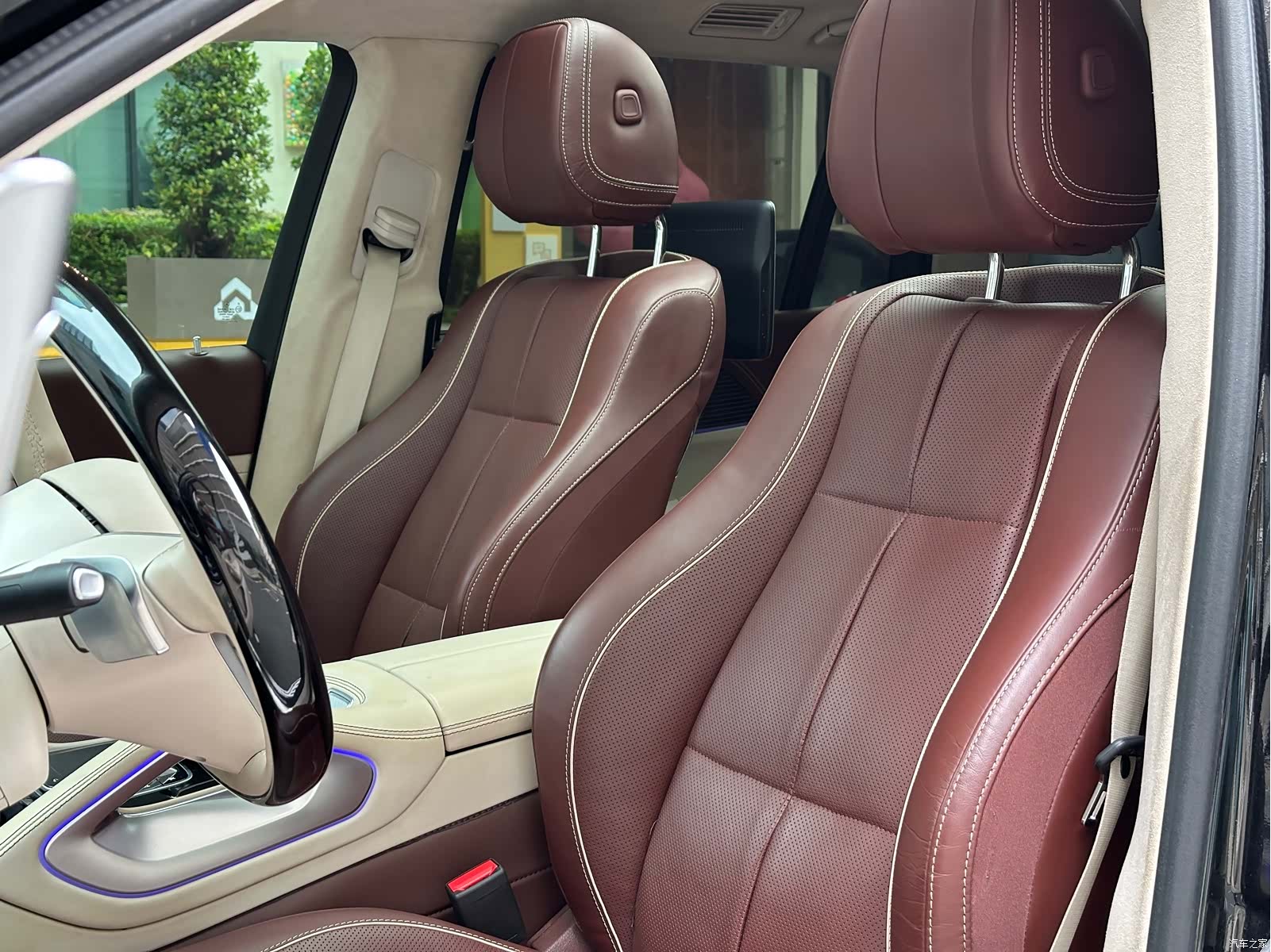 Maybach GLS, 2022 8