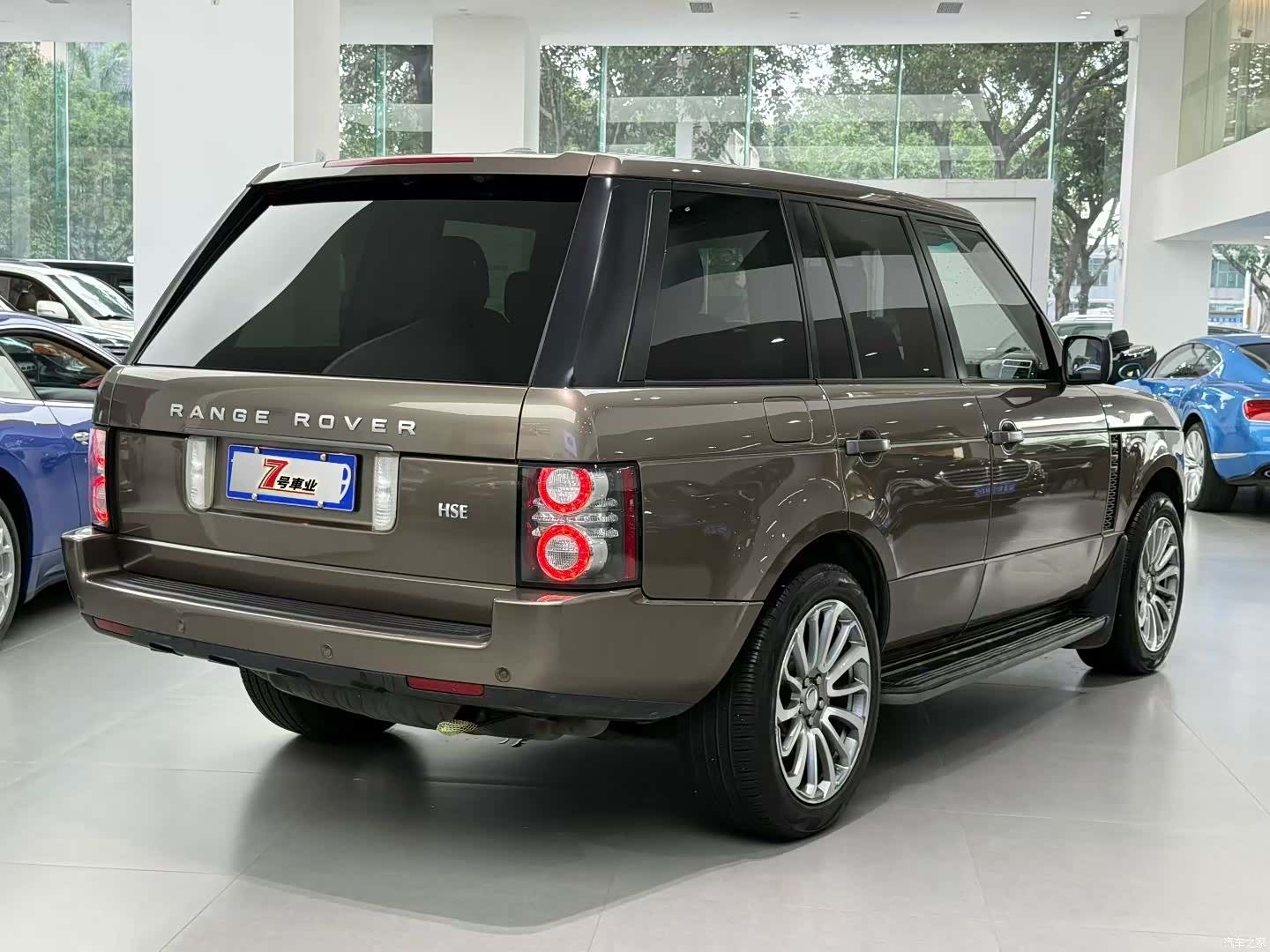 Land Rover Range Rover, 2011 9