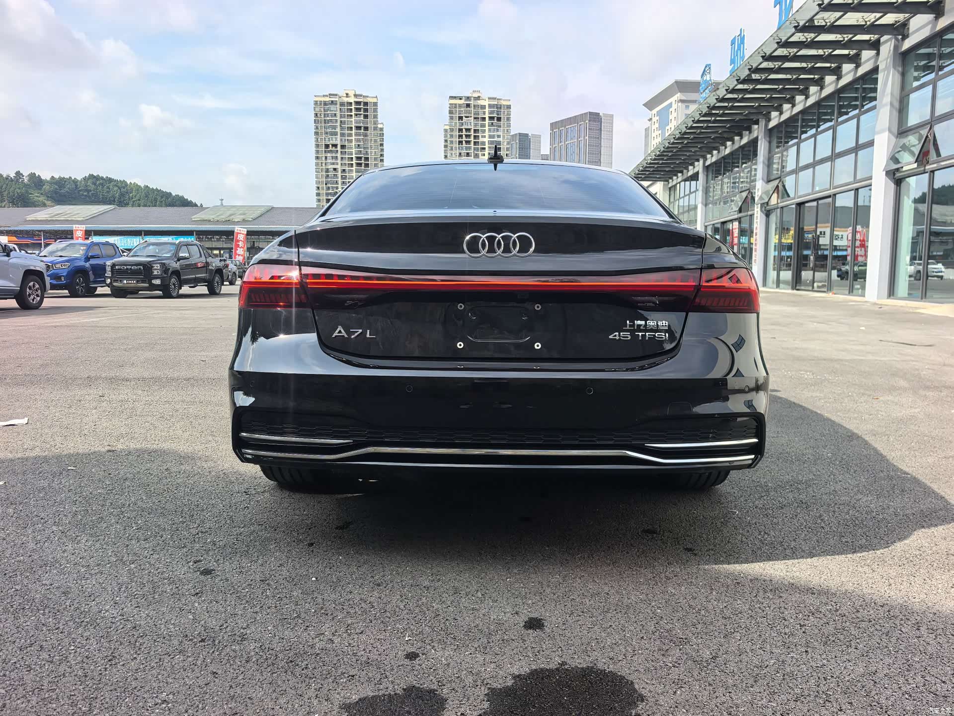 Audi A7L, 2026 12