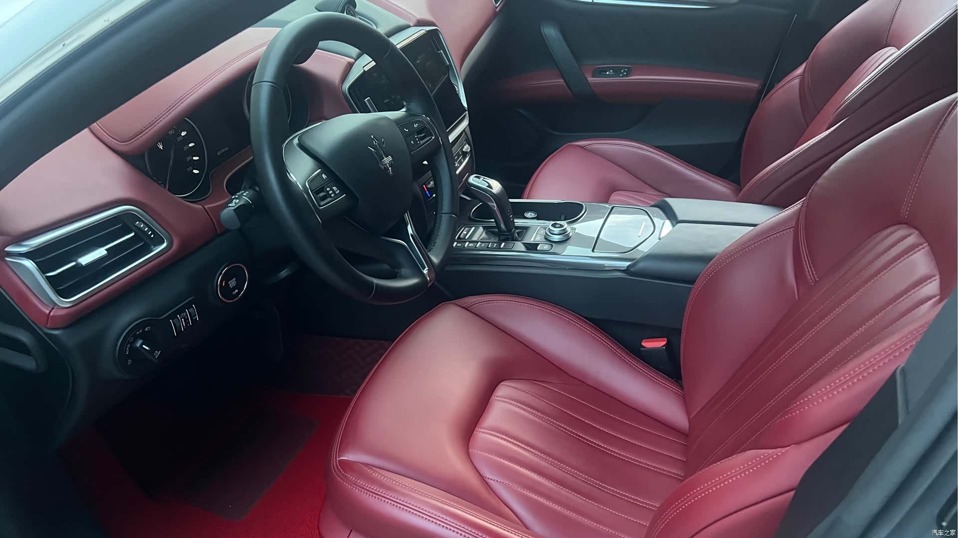 Maserati Ghibli, 2021 6