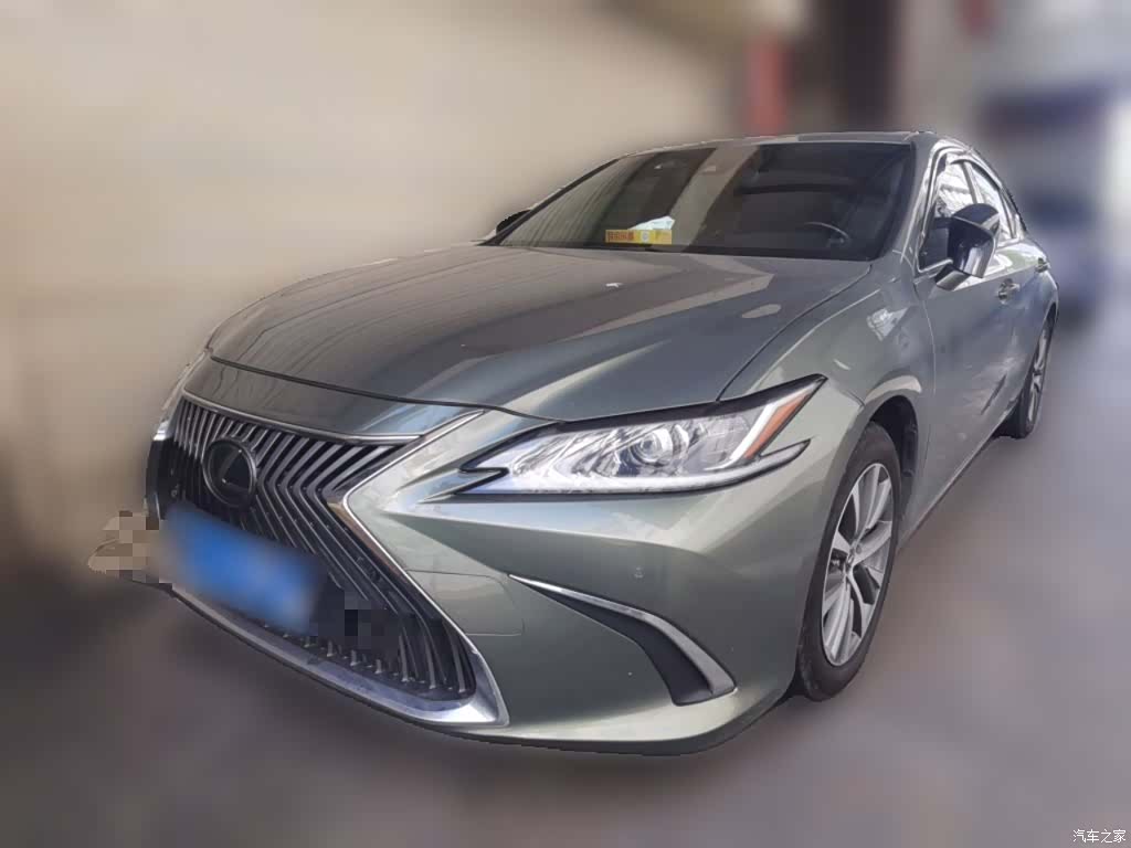 Lexus ES, 2020 2