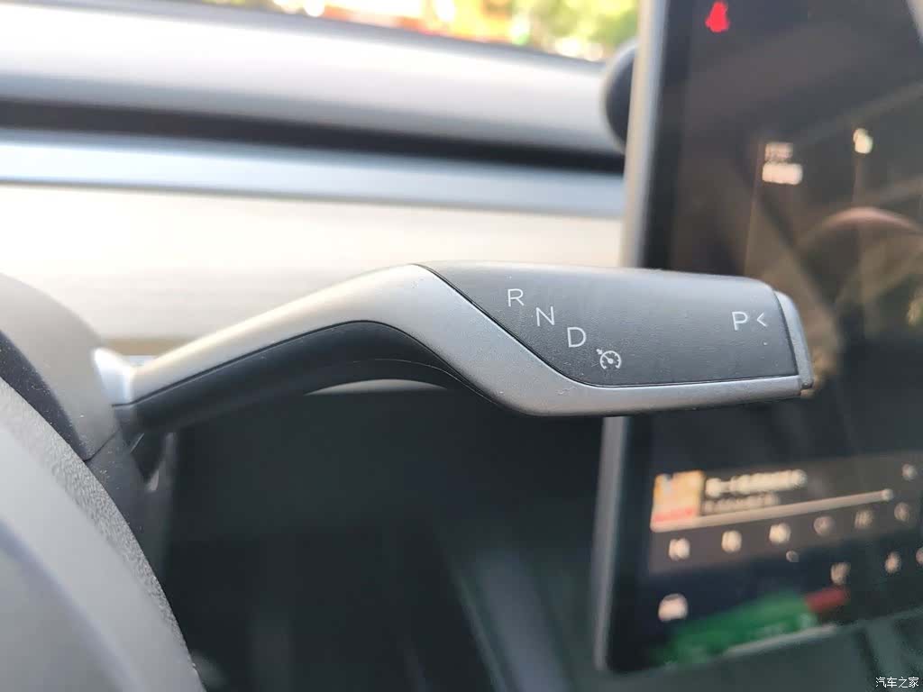 Tesla Model Y, 2022 11