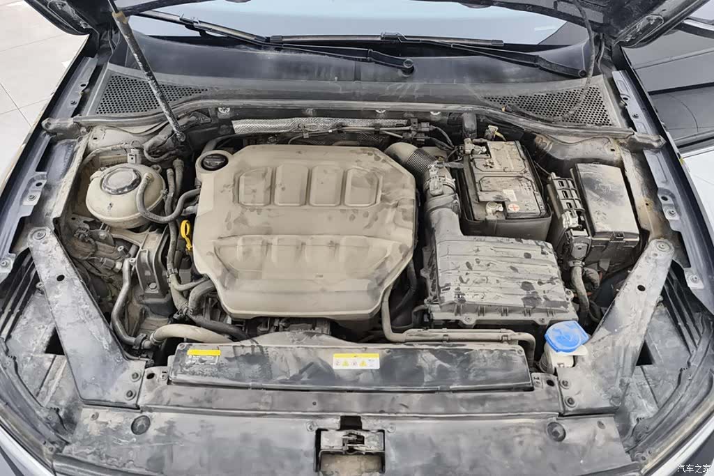 Volkswagen Magotan, 2023 10