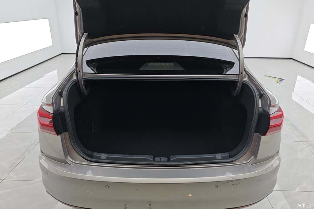 Volkswagen Bora, 2021 4