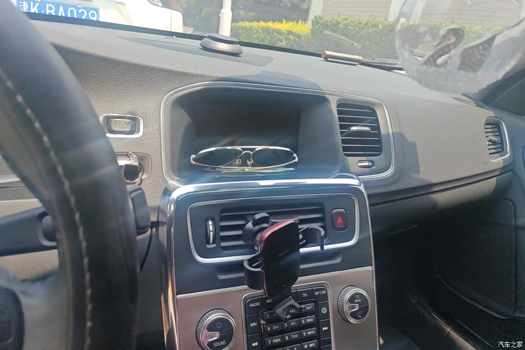 Volvo S60, 2019 13
