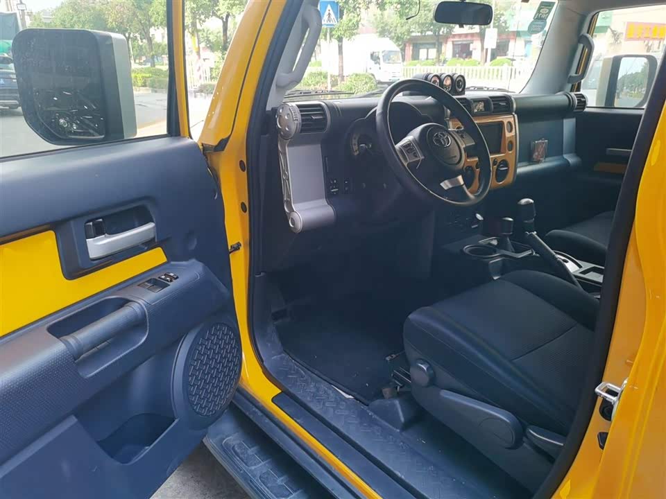 Toyota FJ Cool Luze