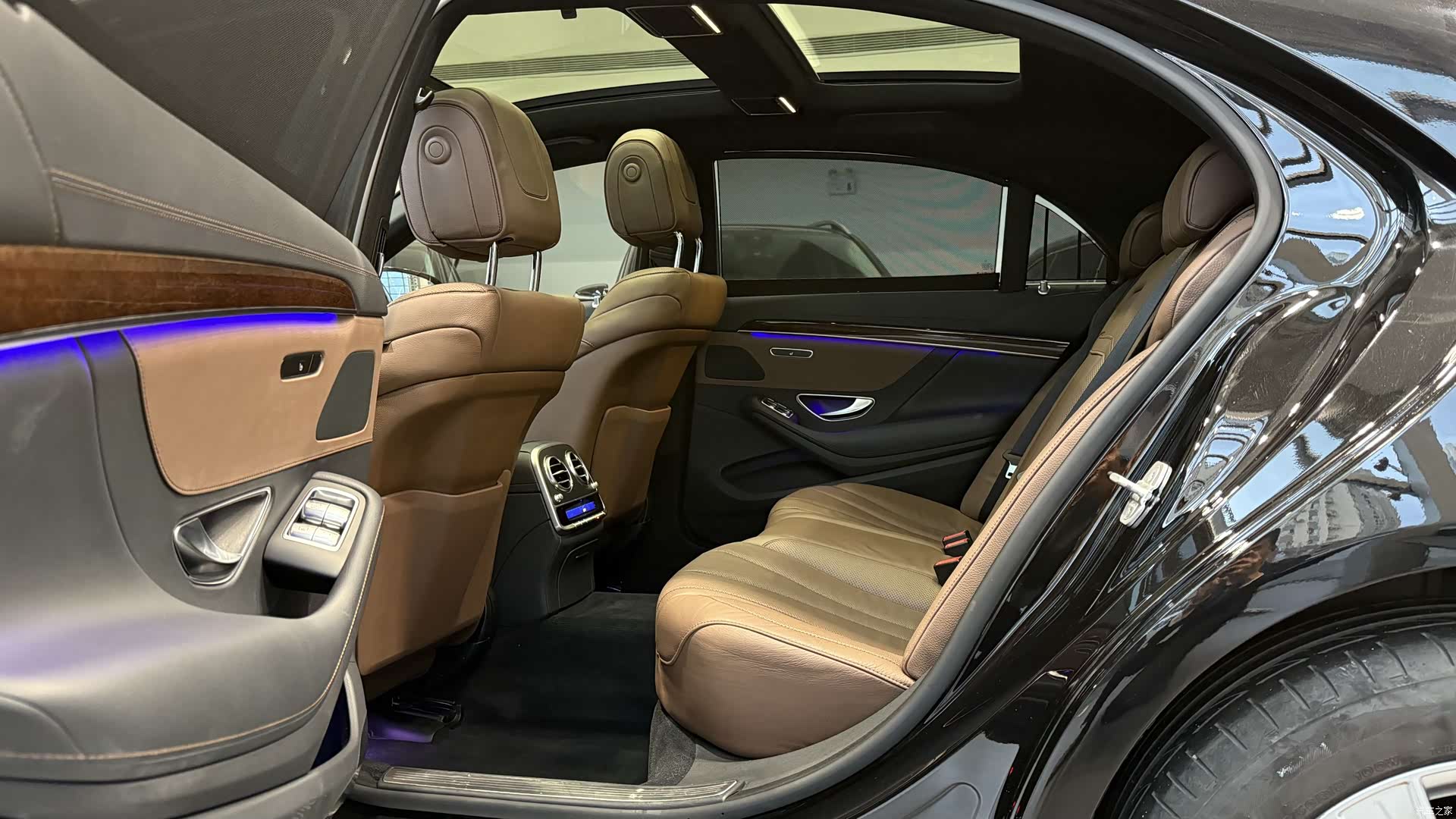 Mercedes-Benz S-Class, 2015 11