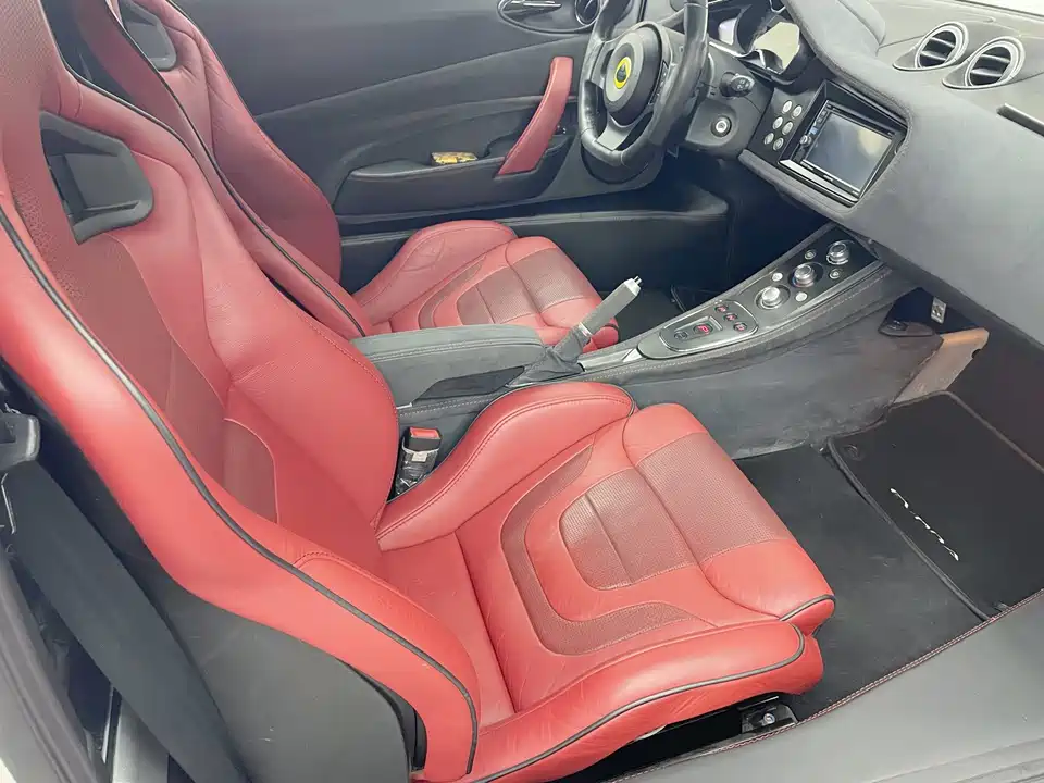 Lotus Evora