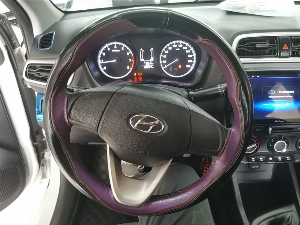 Hyundai Rena