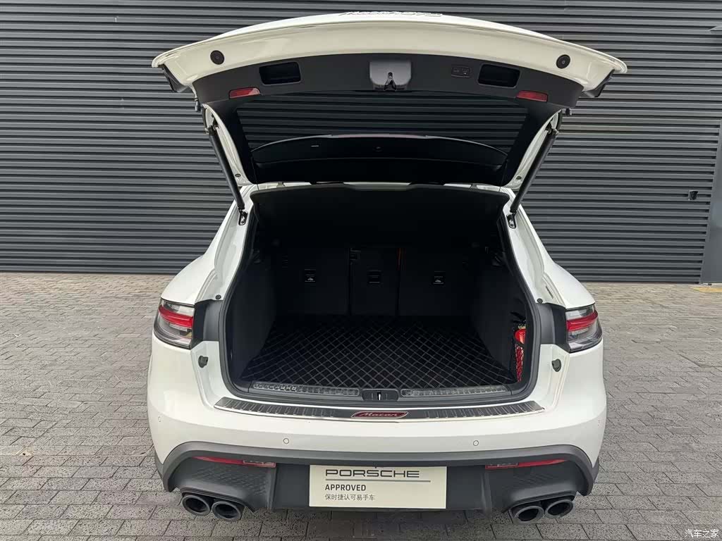 Porsche Macan, 2023 10