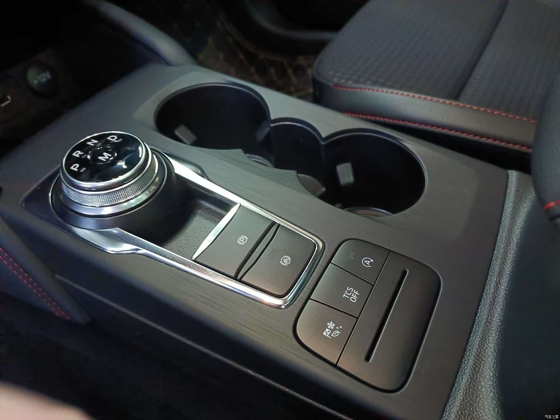Ford Focus, 2020 10