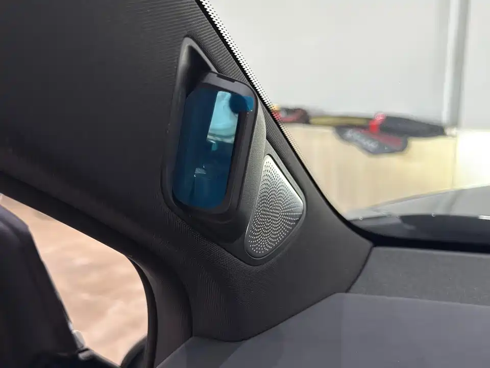 AITO Ask the world M7