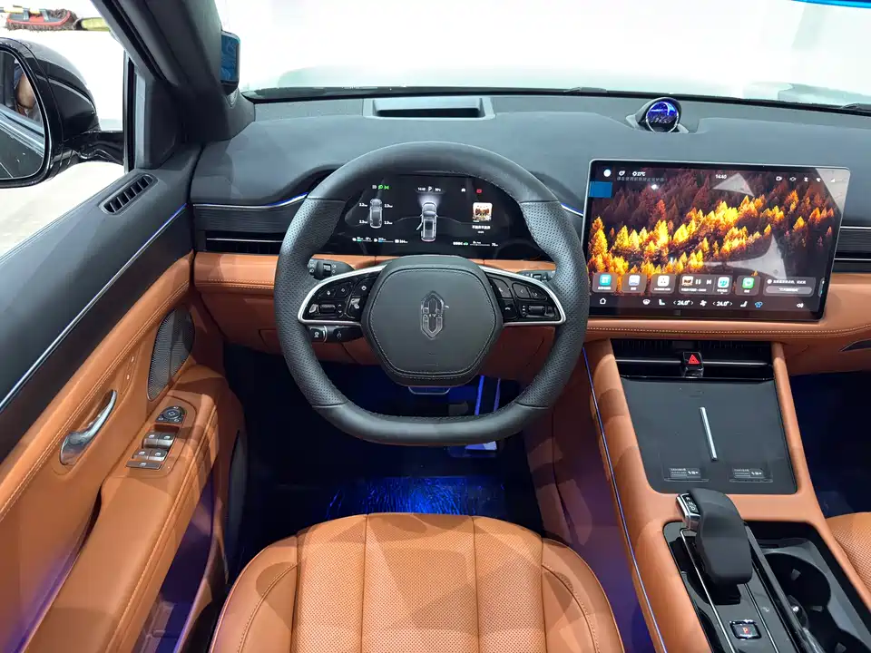 AITO Ask the world M7