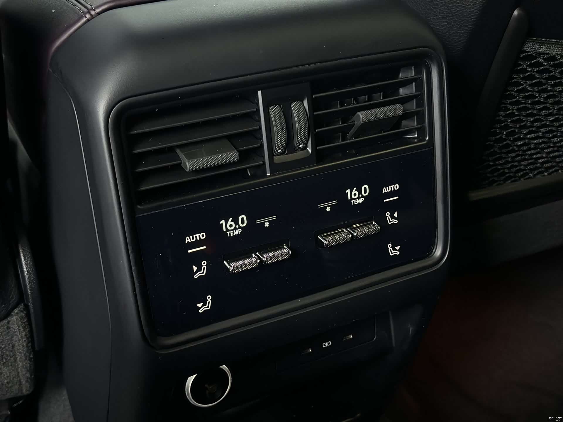 Porsche Cayenne, 2024 13