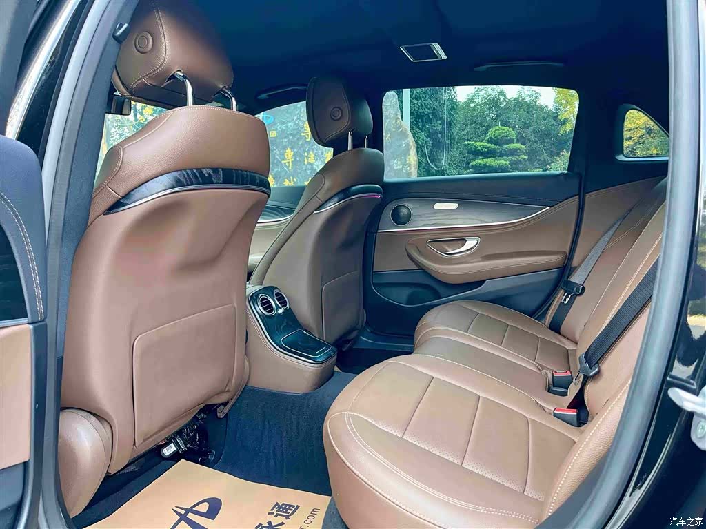 Mercedes-Benz E-Class, 2022 7