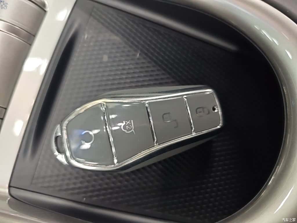 BYD Dolphin, 2024 9