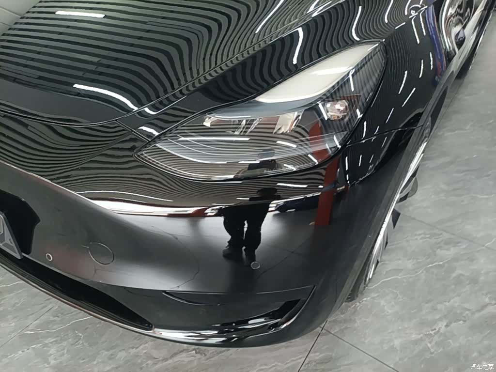 Tesla Model Y, 2022 24