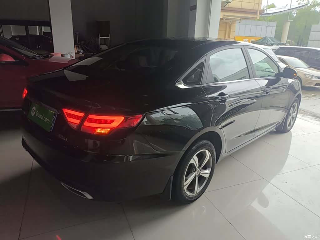 Geely Emgrand, 2018 7