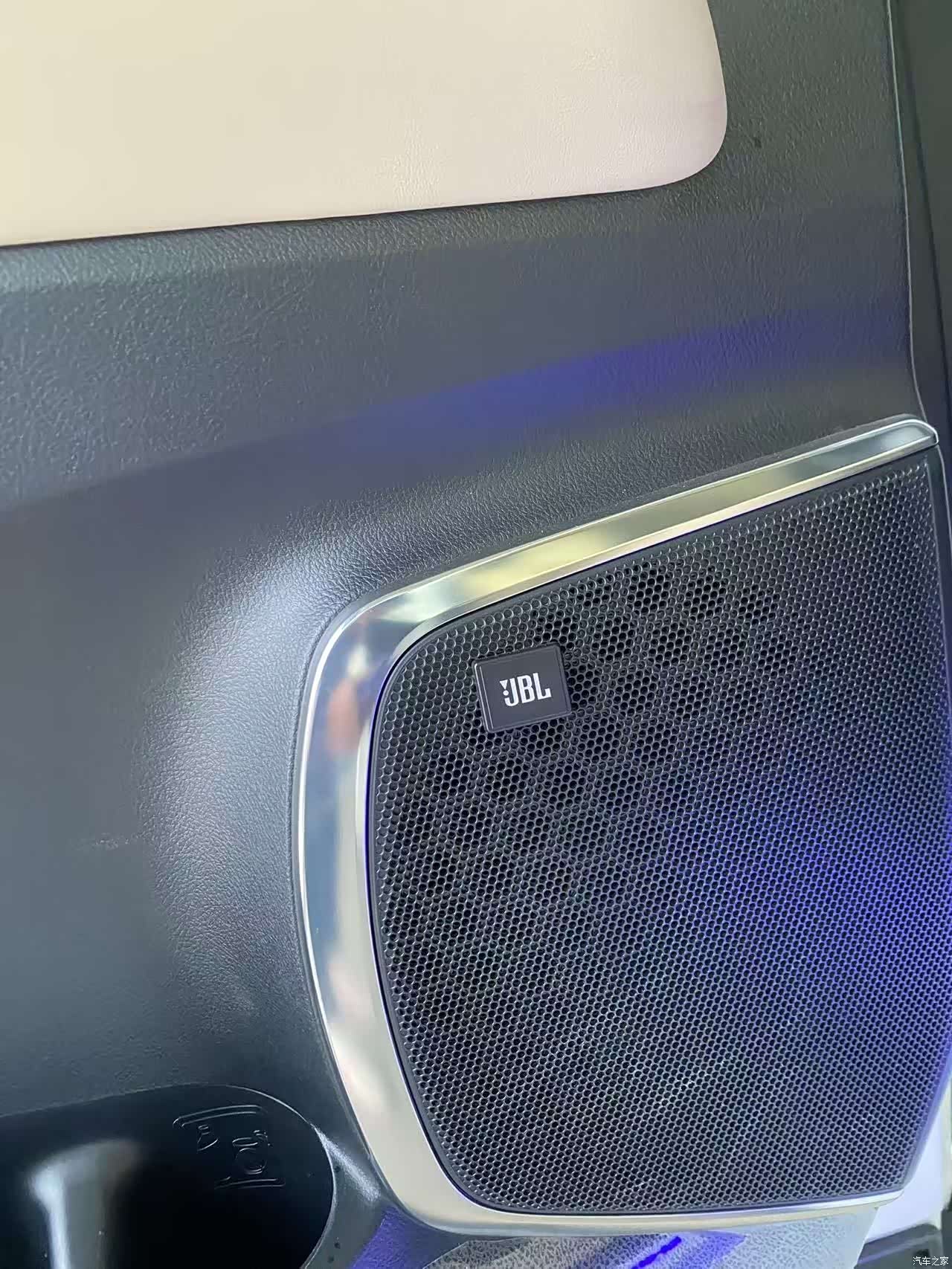 Toyota Alphard, 2019 13