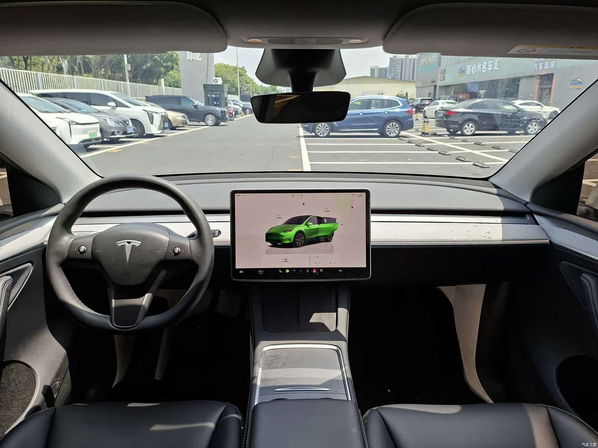 Tesla Model Y, 2024 13