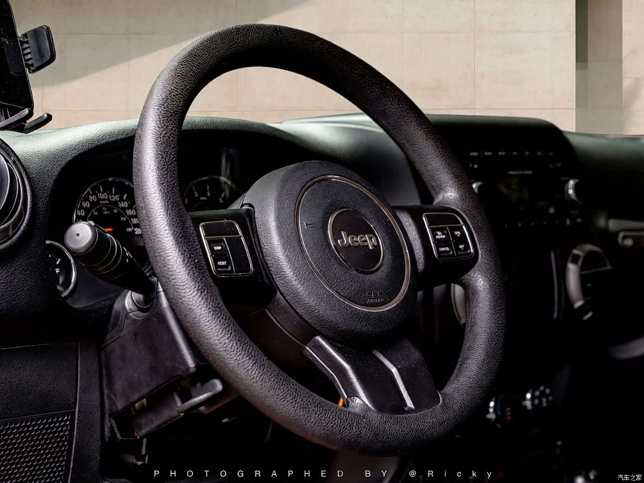 Jeep Wrangler, 2016 все фото