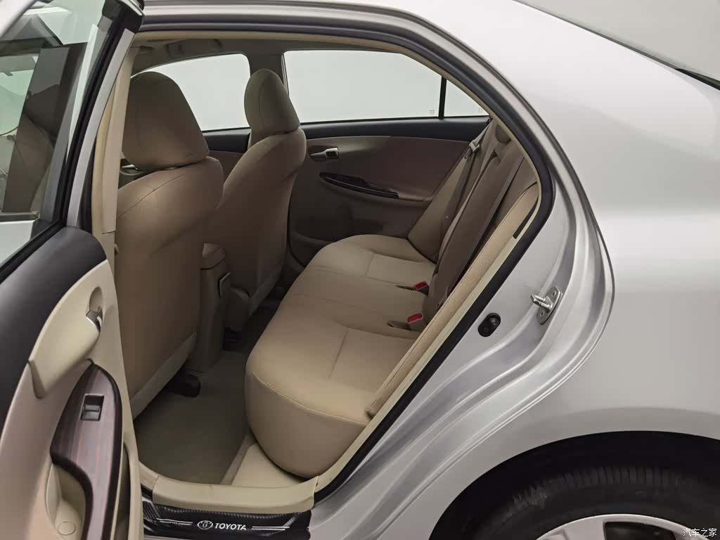Toyota Corolla, 2013 15