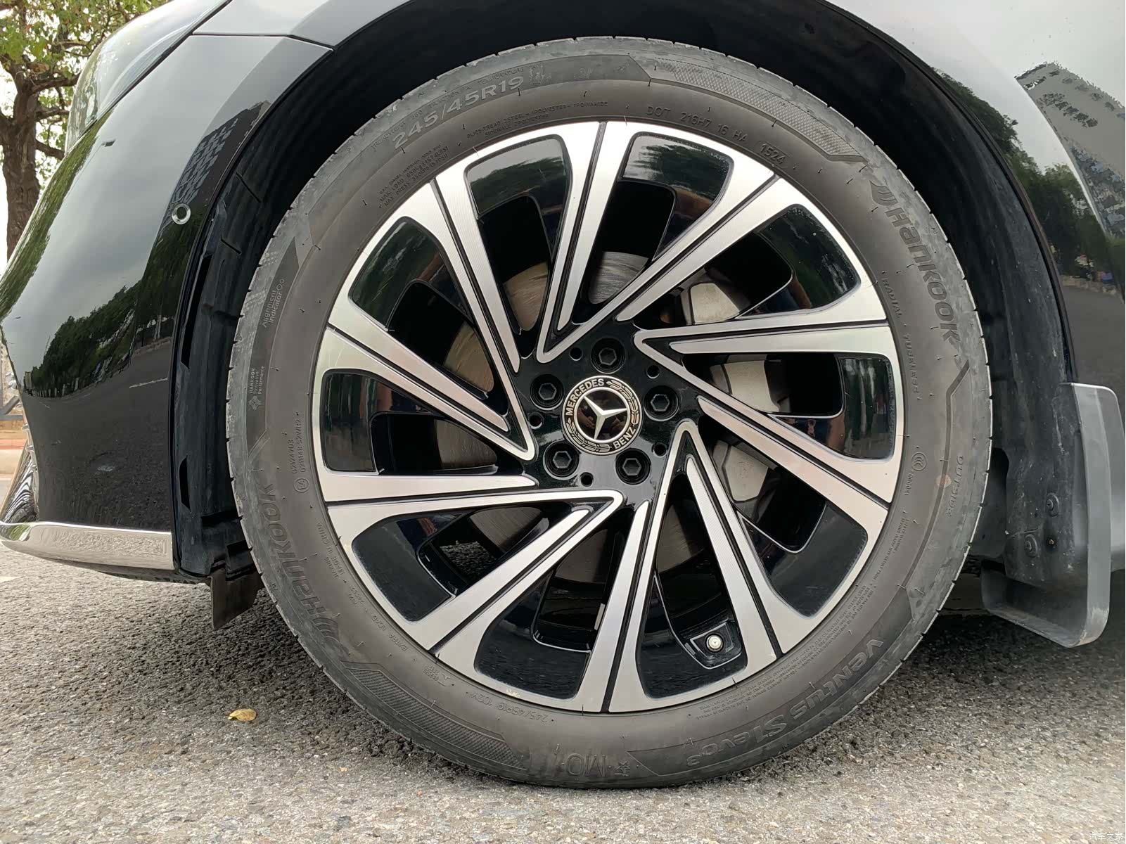Mercedes-Benz E-Class, 2024 9