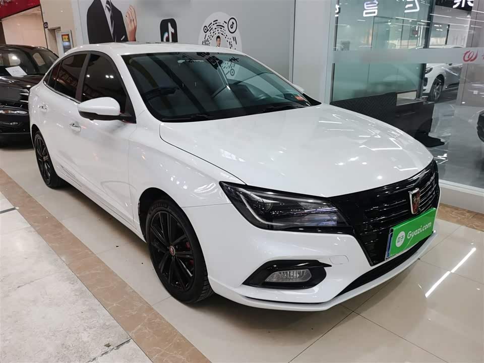 Roewe i5