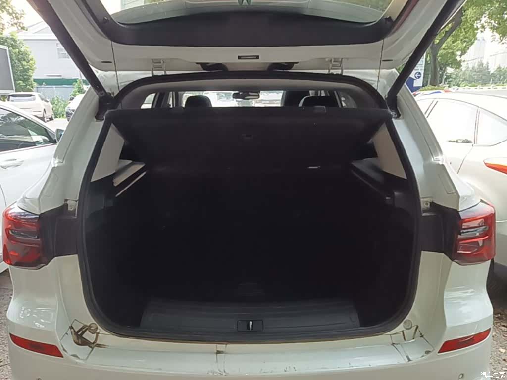 Roewe RX5, 2021 19