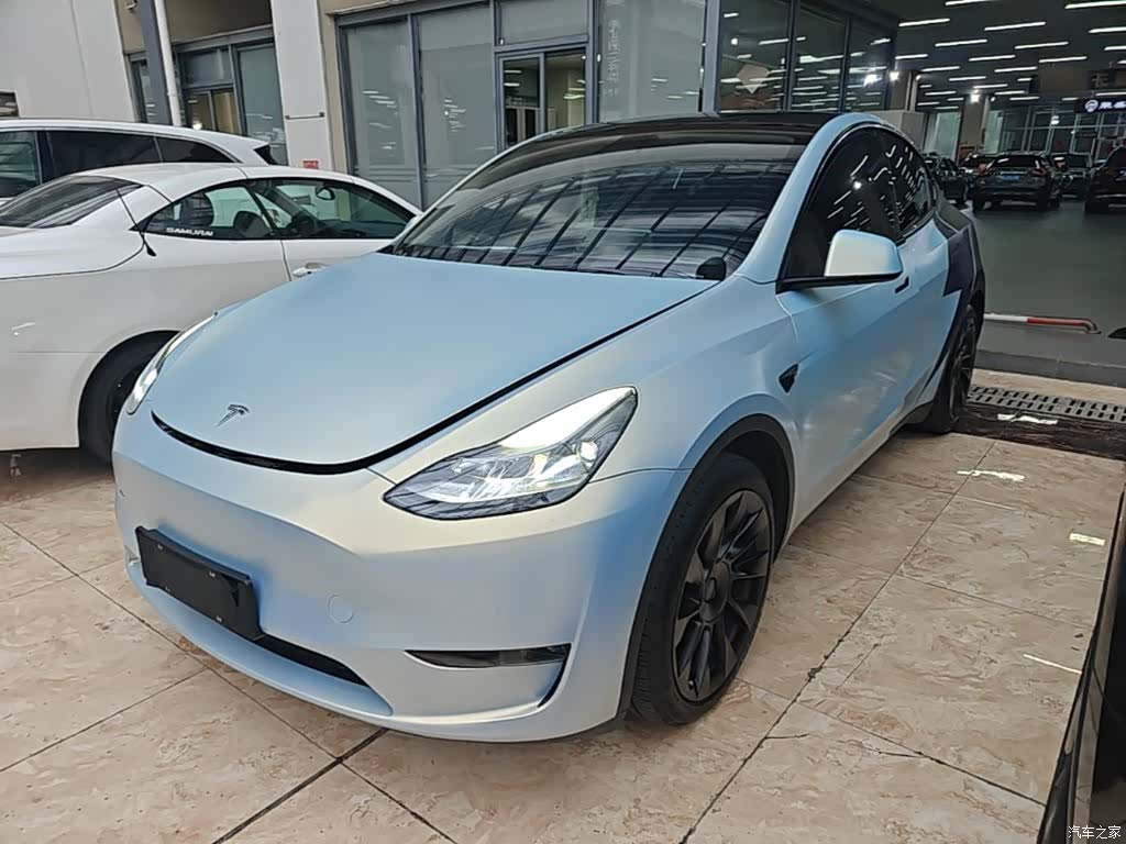 Tesla Model Y, 2021 2