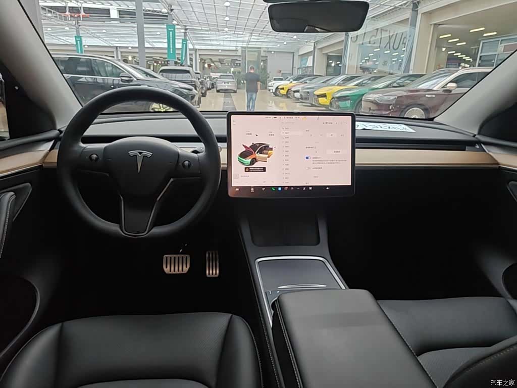 Tesla Model Y, 2021 10