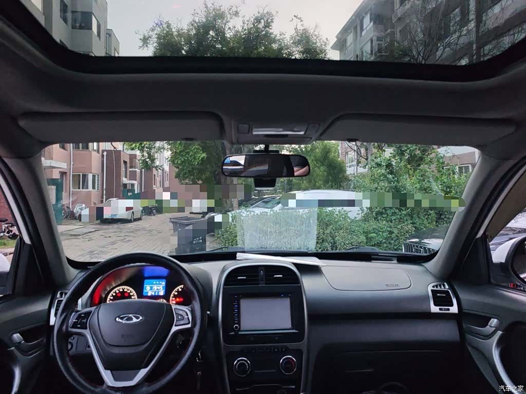 Chery 3, 2015 15