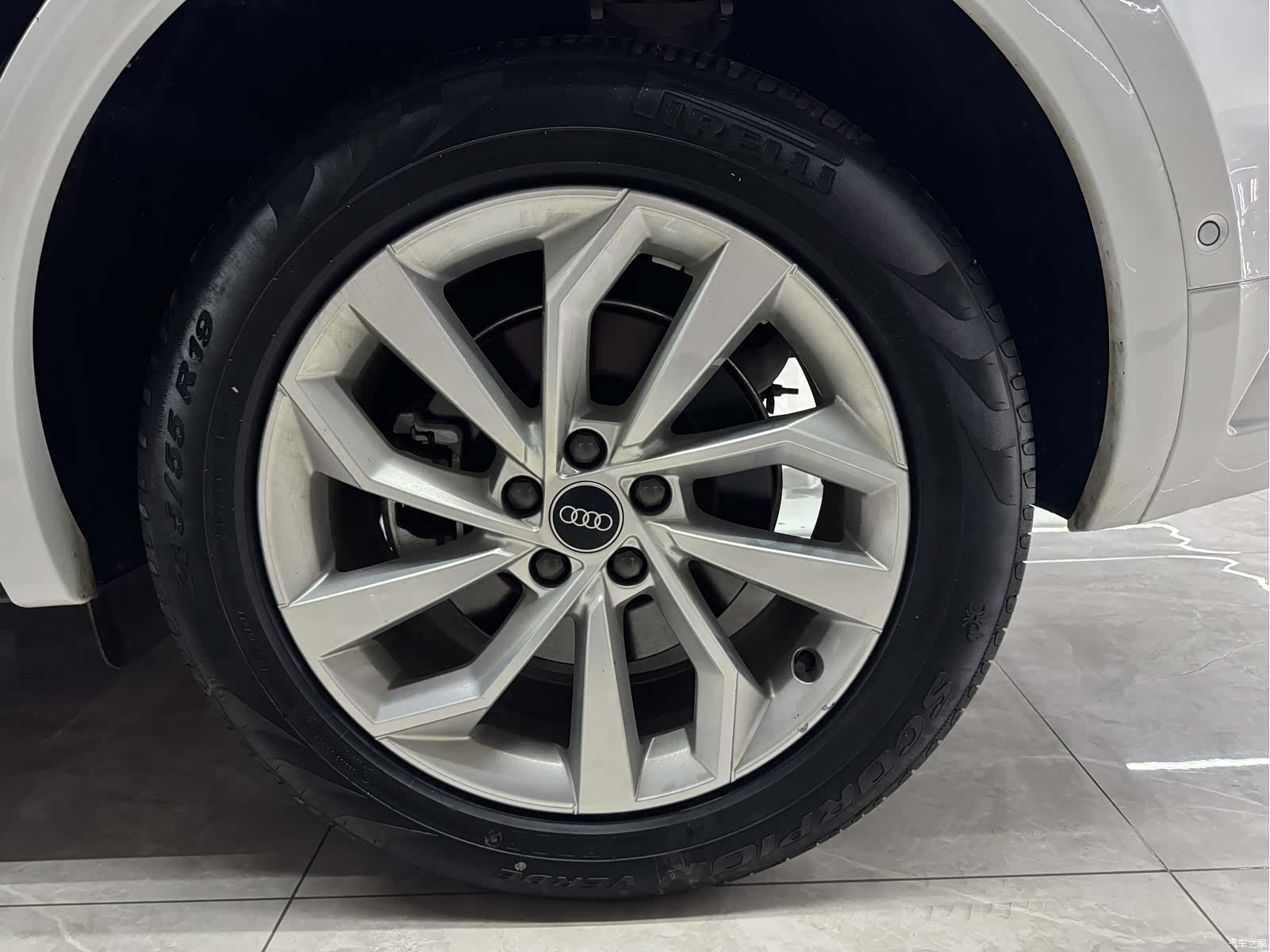 Audi Q5L, 2022 16