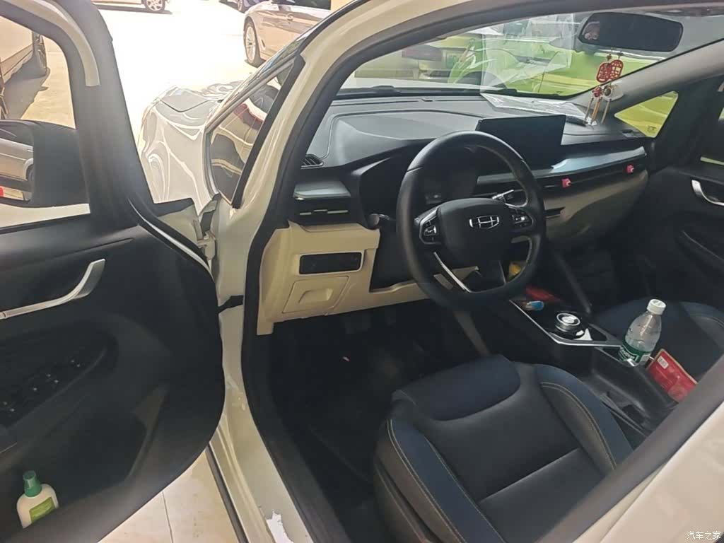 Geely EX3, 2022 16