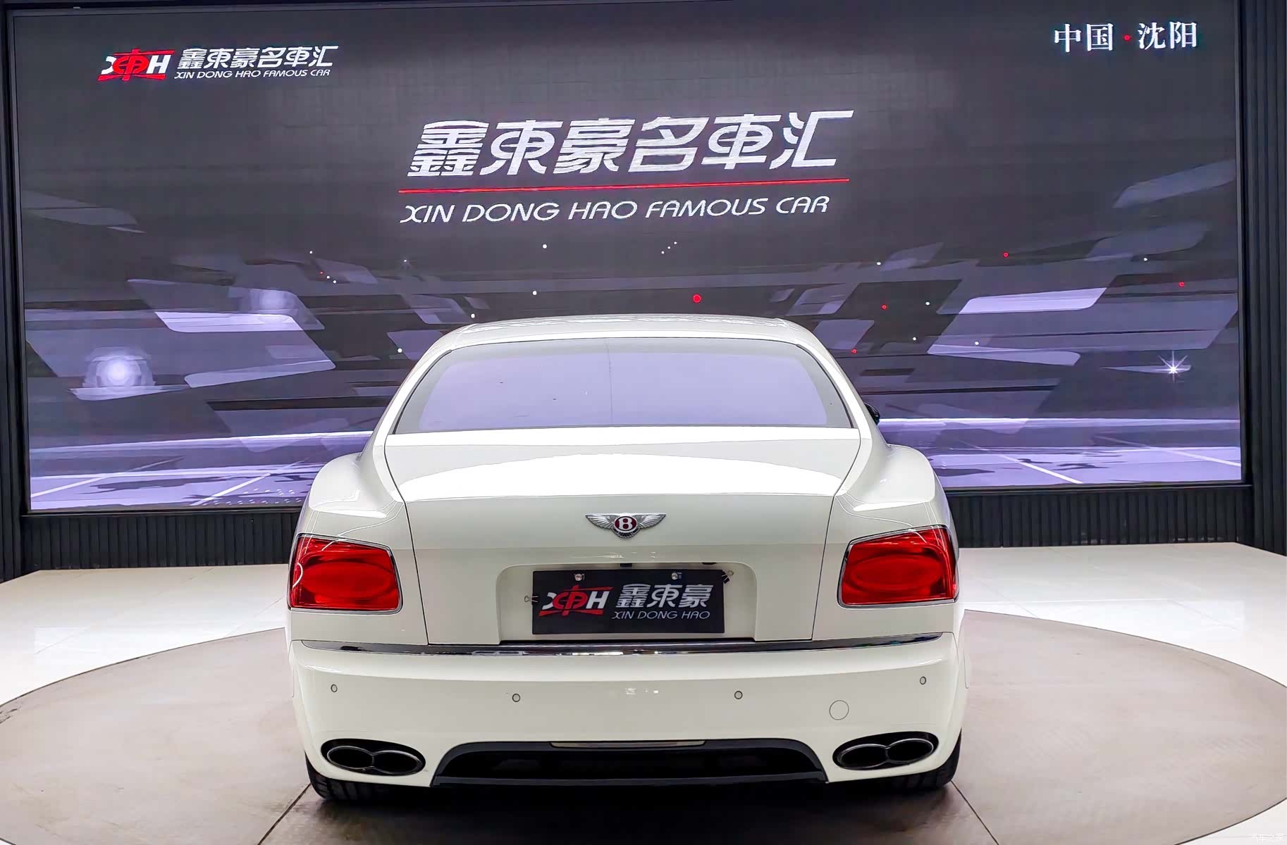 Bentley Flying Spur, 2018 7