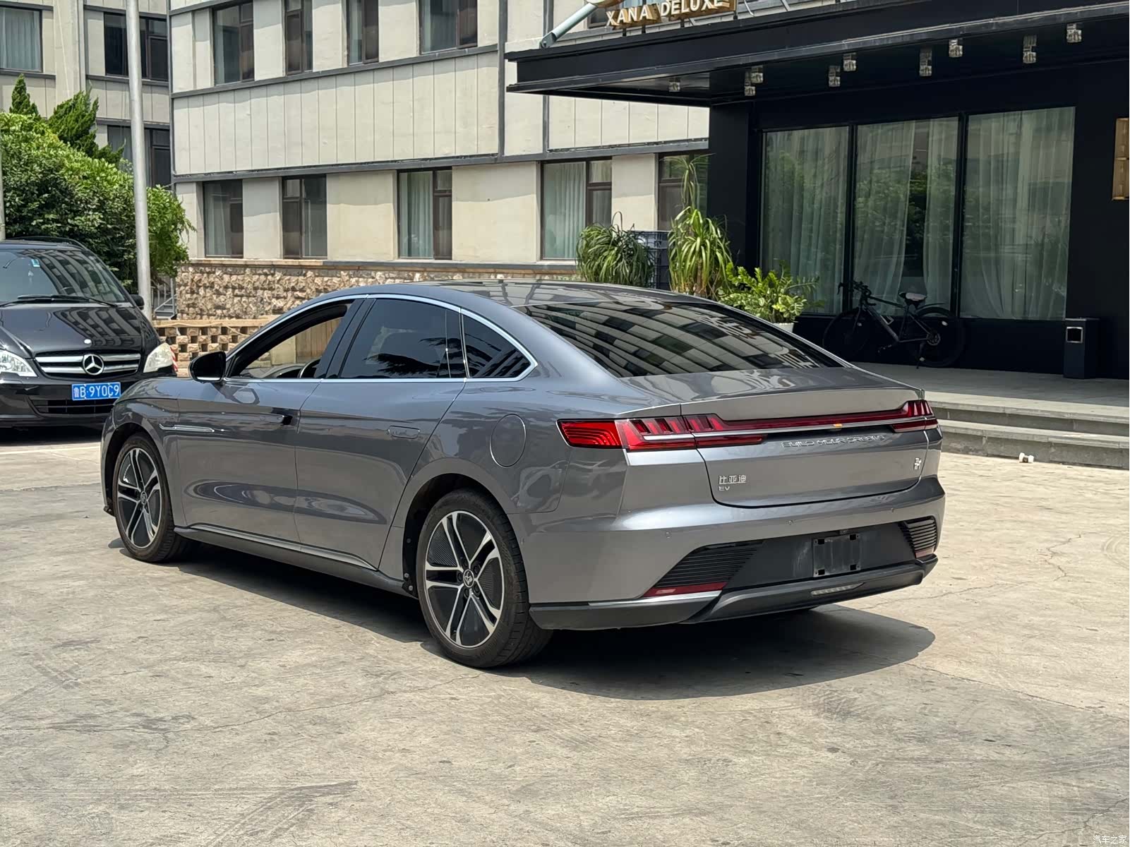 BYD Han, 2022 6