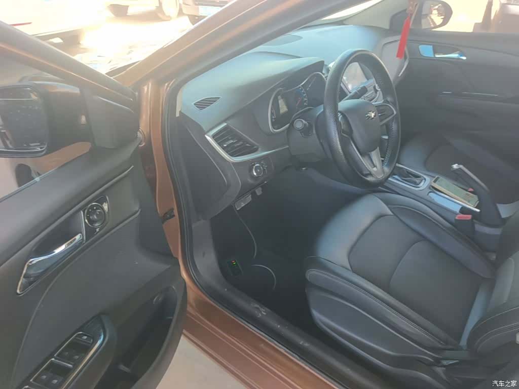 Chevrolet 320, 2019 16