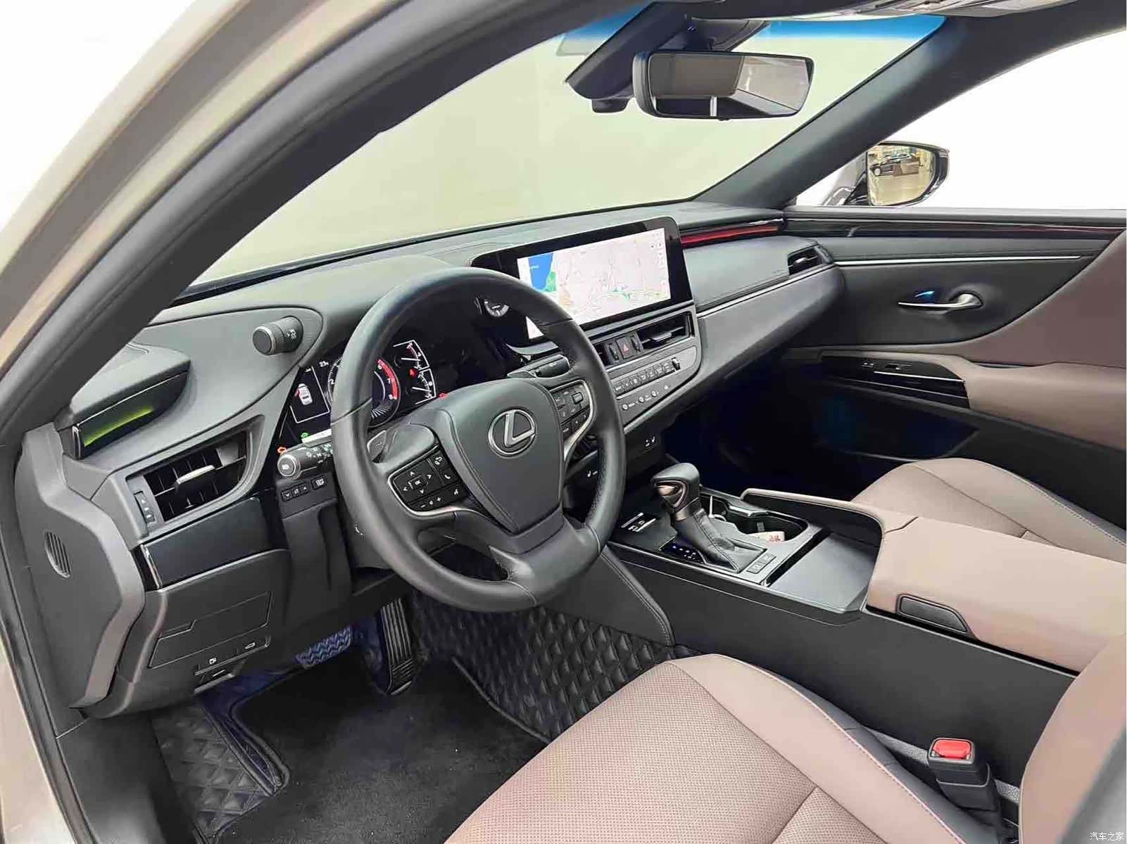 Lexus ES, 2024 9