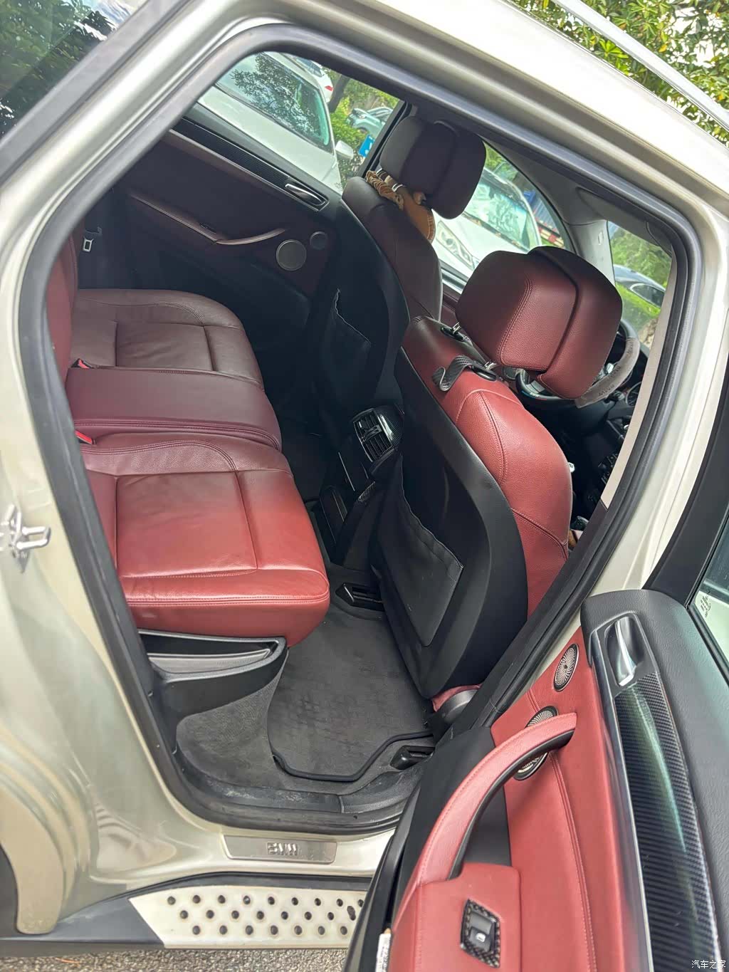 BMW X6, 2011 11