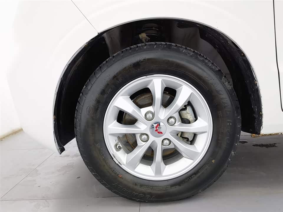 Wuling Wuling Hongguang V