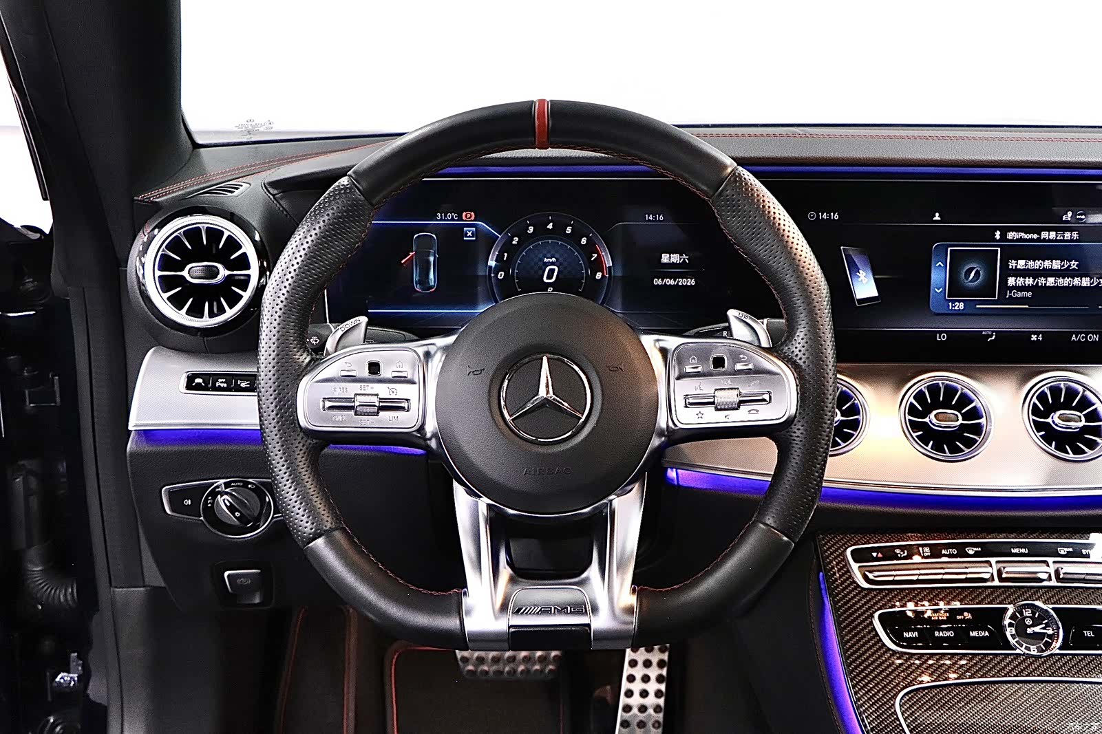 Mercedes-Benz E-Class, 2019 10