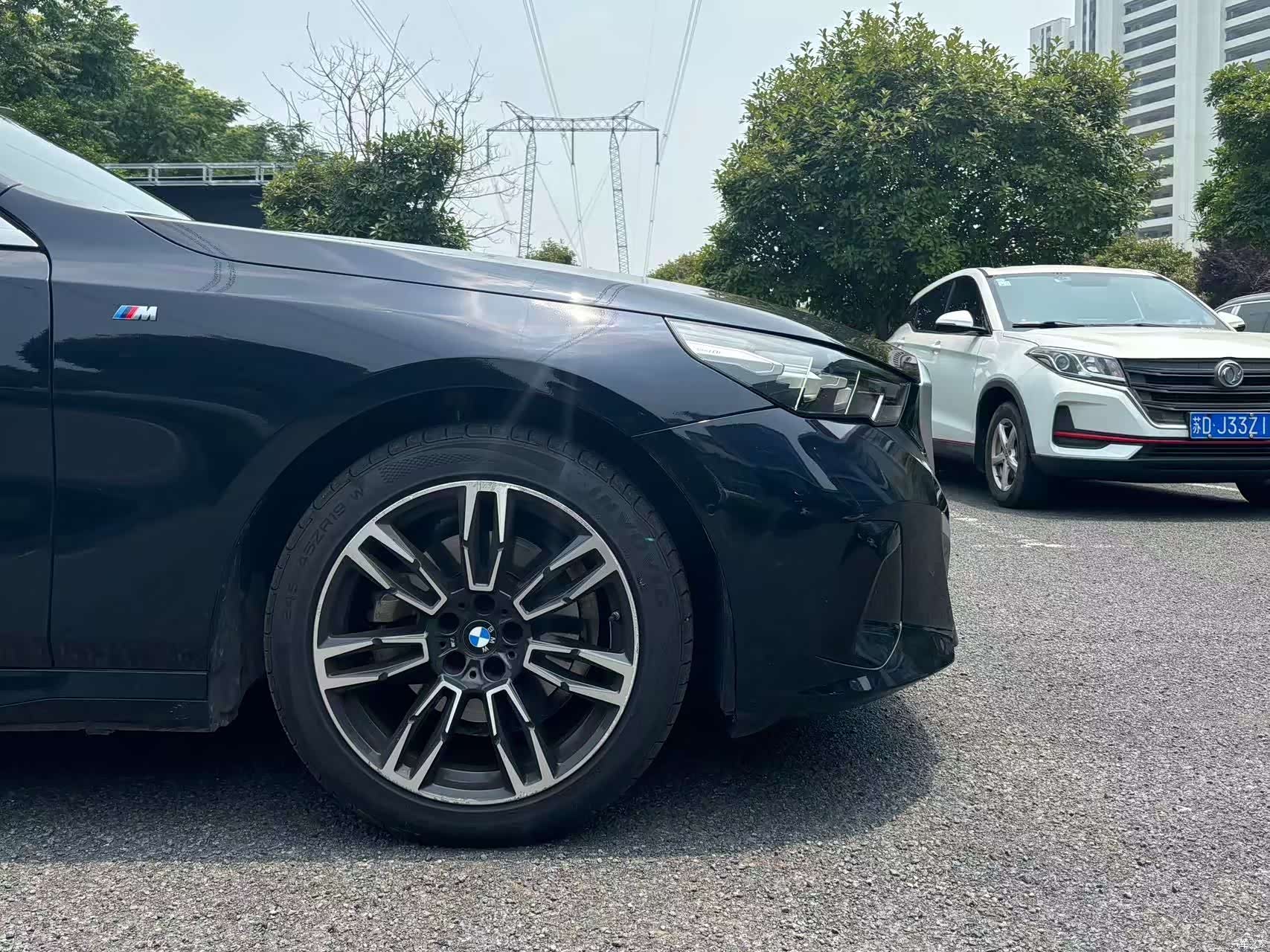 BMW 5 Series, 2025 7