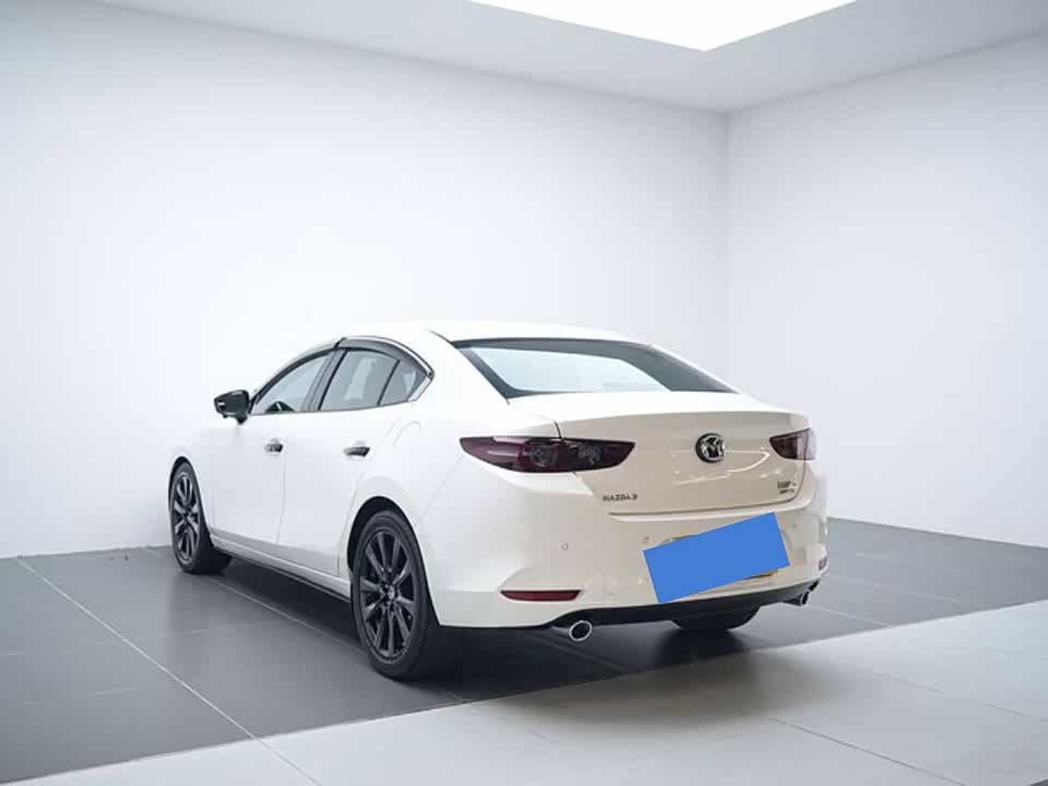 Mazda 3 Angkesaila