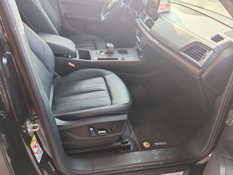 Audi Q5L Audi Q5L