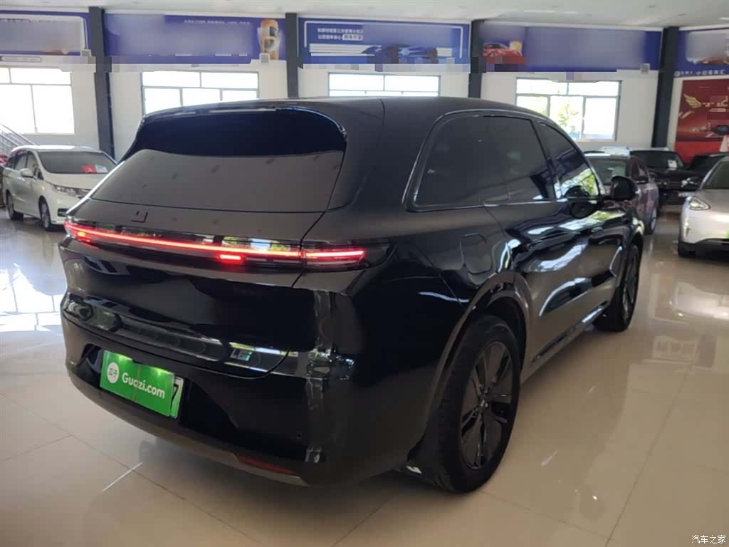 Li Auto L6, 2024 7