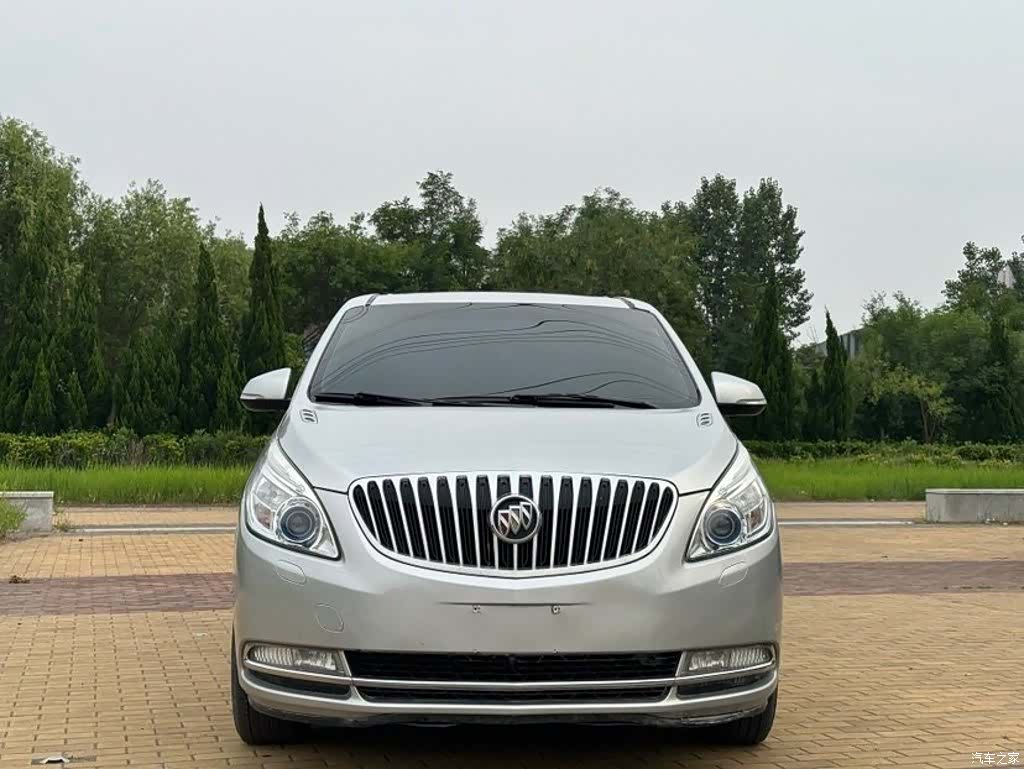 Buick GL8, 2012 2
