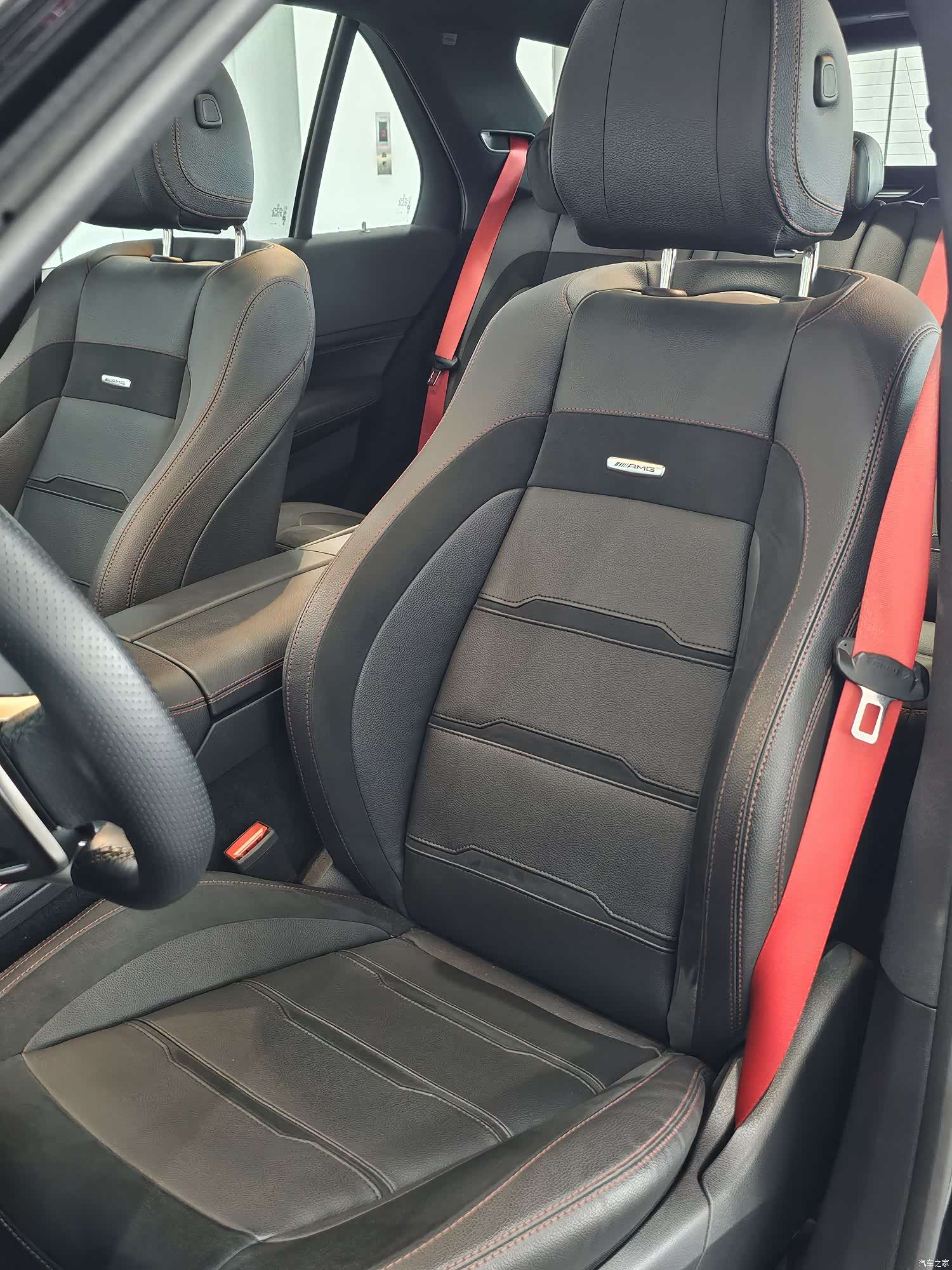 Mercedes-Benz GLE, 2025 13